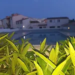 Apartamento - Piscine - Parking - Proche Richelieu