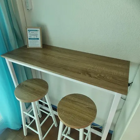 - Piscine - Parking - Proche Richelieu